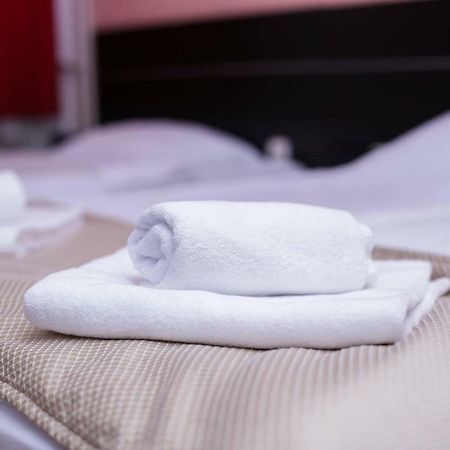 Hotel Yu Lukavica Buitenkant foto