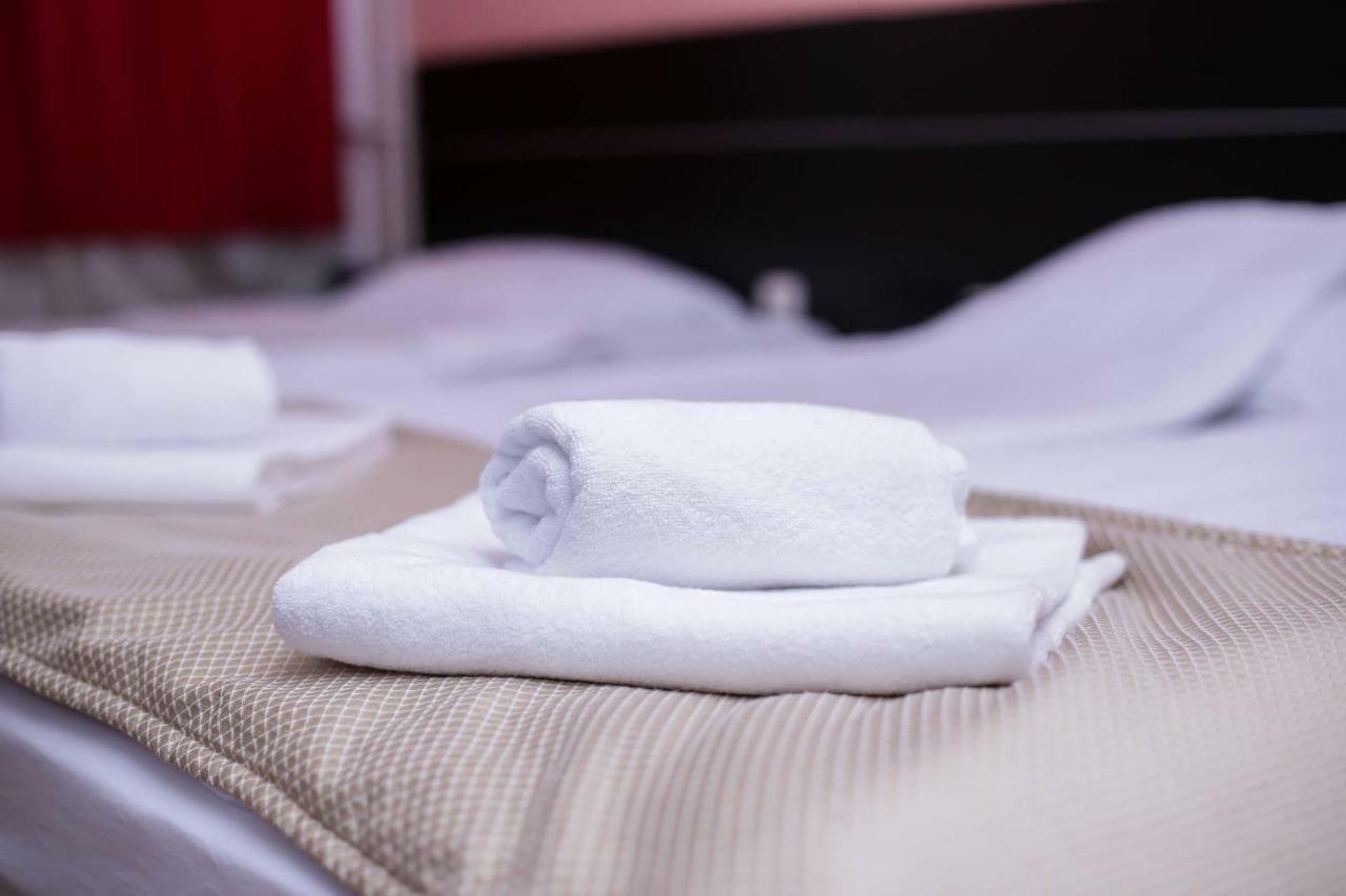 Hotel Yu Lukavica Buitenkant foto